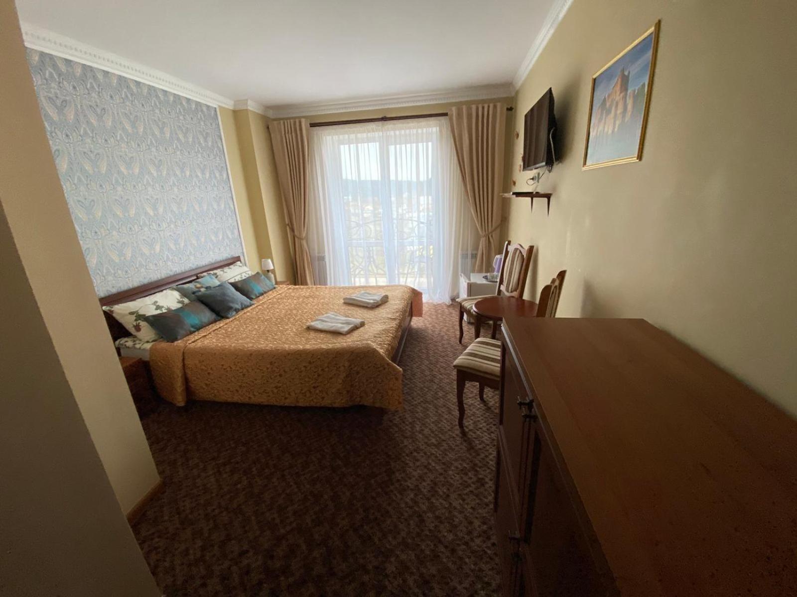 Hotel Three Korony Skhidnytsia Εξωτερικό φωτογραφία