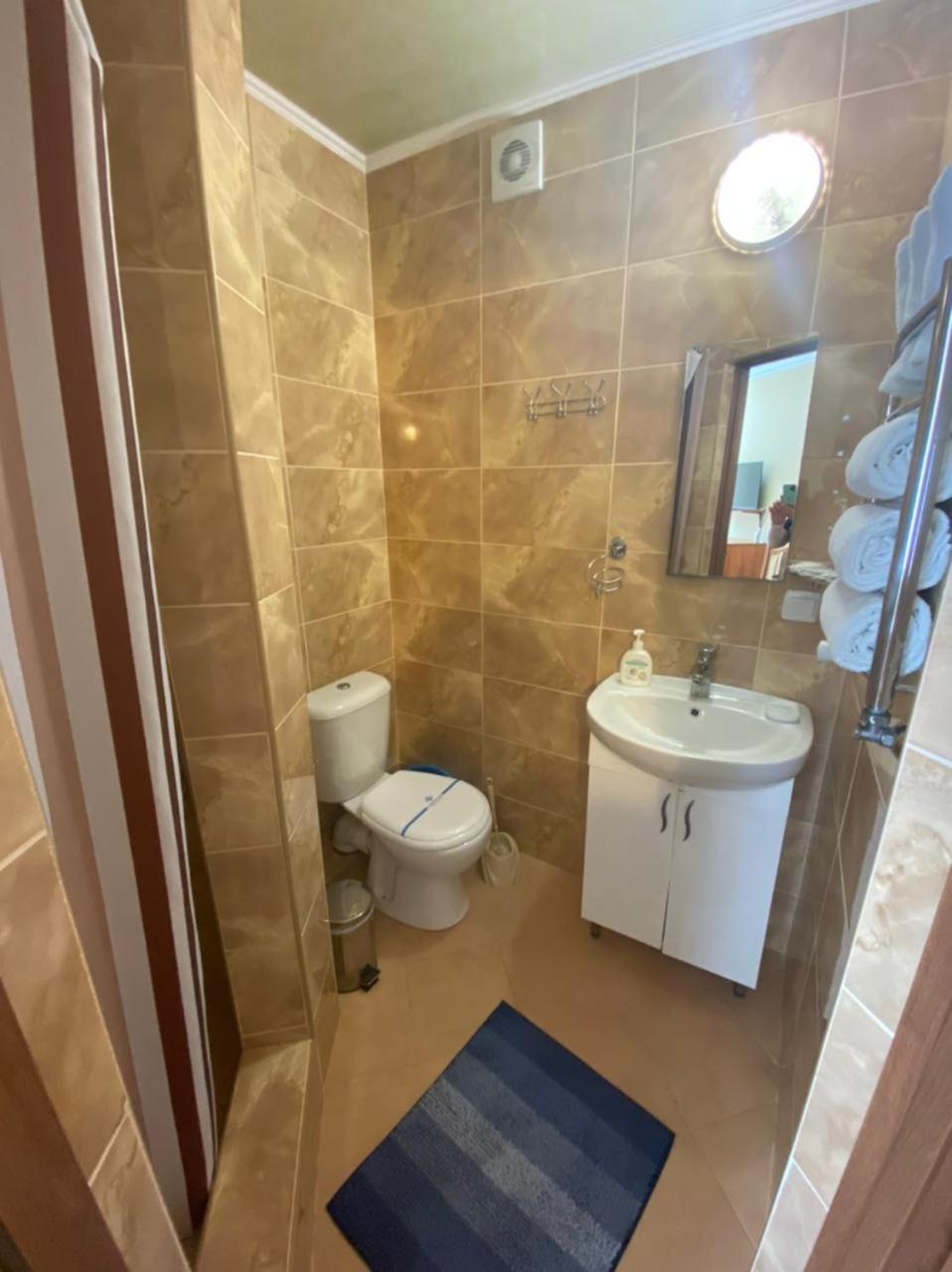 Hotel Three Korony Skhidnytsia Εξωτερικό φωτογραφία
