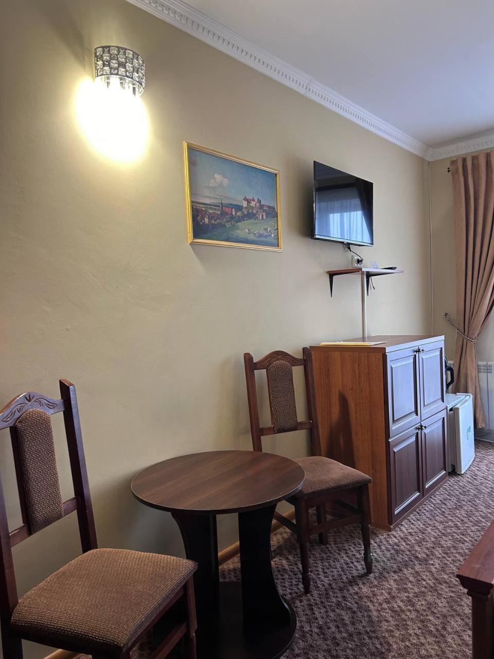 Hotel Three Korony Skhidnytsia Εξωτερικό φωτογραφία