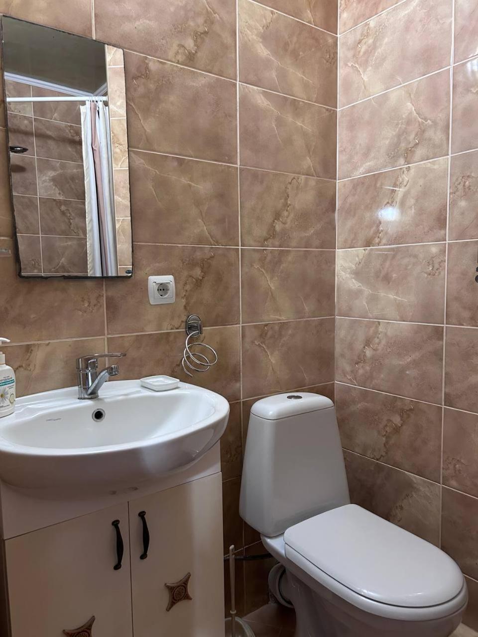 Hotel Three Korony Skhidnytsia Εξωτερικό φωτογραφία